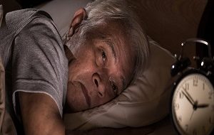 بی‌خوابی سالمندان و چند توصیه برای مقابله با آن