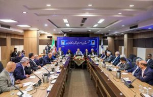 همکاری و همراهی امروز سران و مسئولان قوا فرصتی مغتنم در راستای ایجاد رشد اقتصادی است